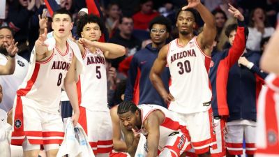 AP men's college basketball Top 25 poll breakdown - ESPN - espn.com - Georgia - county Miami - state Arizona - state North Carolina - state Kansas - state Alabama - state Michigan - state Arkansas - state Ohio - county St. Louis - state Illinois - state Nebraska