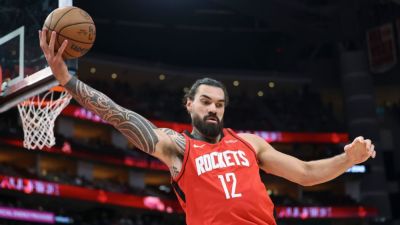 Sources: Rockets' Steven Adams has season-ending surgery - ESPN