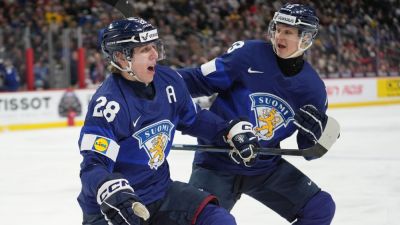 Finland stuns U.S. in world junior hockey quarterfinals - ESPN - espn.com