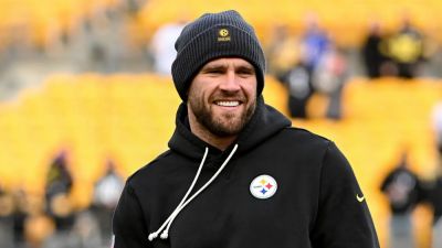Lamar Jackson - Steelers star TJ Watt set to return just 3 weeks after surgery for partially collapsed lung - foxnews.com - San Francisco - county Brown - county Cleveland
