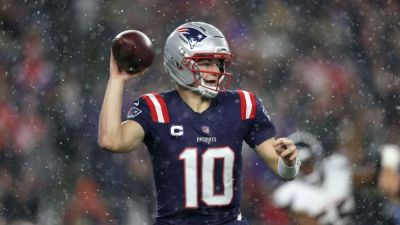 Patriots QB Maye misses practice with illness, Vrabel says - ESPN