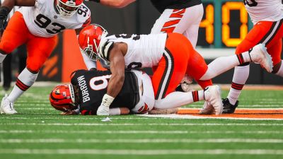 Dylan Buell - Myles Garrett - Myles Garrett takes down Joe Burrow to break NFL single-season sack record - foxnews.com - county Brown - county Cleveland - state Ohio
