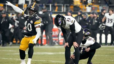 Gene J.Puskar - Priest blesses Steelers end zone where Ravens kicker misses playoff-clinching field goal - foxnews.com - state Pennsylvania
