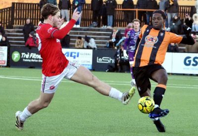 Joe Pigott - Thomas Reeves - Jay Saunders - Folkestone Invicta - Folkestone Invicta boss Jay Saunders won’t rush to bring new players in despite the Isthmian Premier table-topping’s squad being stretched - kentonline.co.uk