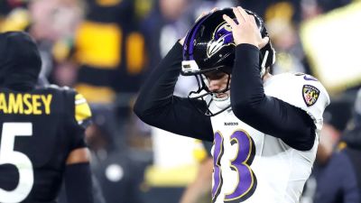 Justin Tucker - Ravens kicker Tyler Loop flooded with hateful messages on social media after missed kick ends playoff hopes - foxnews.com - Instagram