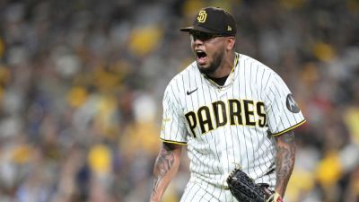 Padres silence Cubs' bats again, finish off 2-game wild-card sweep - ESPN