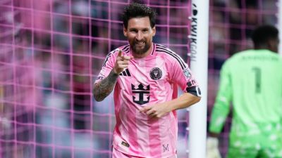 Messi scores twice for Miami in 1st game since Argentina farewell - ESPN