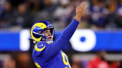 Sources: Rams release kicker Mevis after miscues in OT loss - ESPN