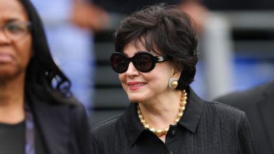 Saints owner Benson rips 1-4 start, says fans 'deserve better' - ESPN