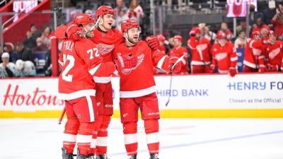 Red Wings - Dylan Larkin - How the Red Wings are managing the chaos this season - ESPN - espn.com - Sweden