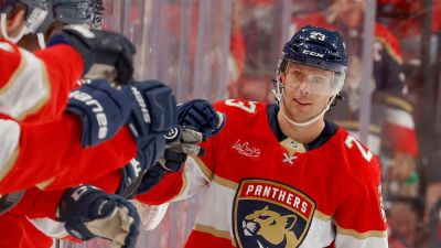 Verhaeghe, Bennett keep Panthers' hat trick streak in tact - ESPN