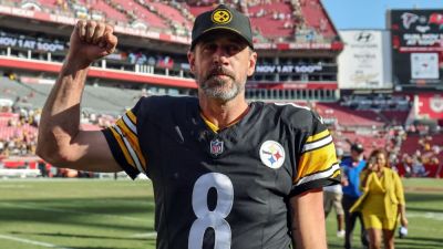 Aaron Rodgers ties Peyton Manning on all-time TD pass list - ESPN
