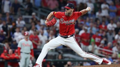 Braves turn to Sale to close out Phils in wild-card clincher - ESPN