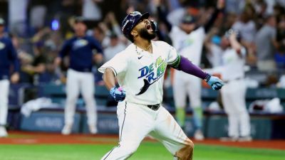 Brewers, Rays carry sportsbook liability into World Series - ESPN