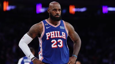 Cavs coach Atkinson 'depressed' when LeBron deal fell through - ESPN