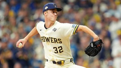Brewers' Jacob Misiorowski sets WS record with 103.5 mph pitch - ESPN