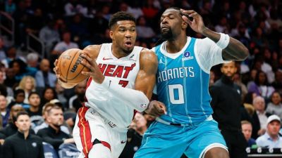 Erik Spoelstra - Tim Hardaway-Junior - Coby White - Grayson Allen - Dennis Schröder - Giannis Antetokounmpo fouls out in 4th as Heat tumble to 0-3 - ESPN - espn.com - county Miami - state North Carolina