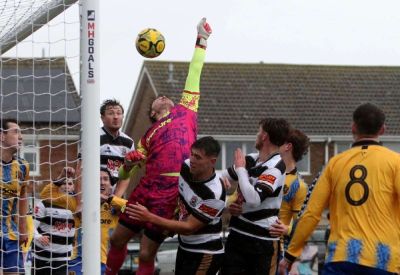 Thomas Reeves - FA Trophy first-round weekend round-up as Isthmian Premier Dartford and Cray Wanderers both progress - kentonline.co.uk