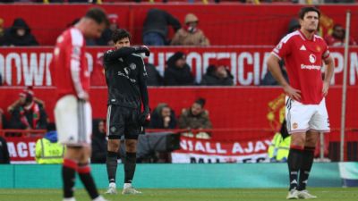 Premier League recap: Man United embarrassed by Bournemouth, Liverpool beat Brighton - ESPN