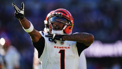 Ja'Marr Chase's fiery halftime speech inspires Bengals to win - ESPN