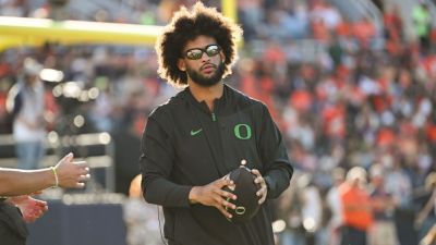 Dante Moore - Dan Lanning - Oregon QB Dante Moore not expected to return this season - ESPN - espn.com - state Oregon - Los Angeles