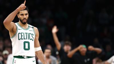 Julius Randle - Jayson Tatum - Paul George - Mitchell Robinson - Derrick White - Paul Pierce - Jayson Tatum caps 40-point night with buzzer-beater in OT - ESPN - espn.com