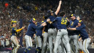 Brewers close out Rays in Game 5 for 1st World Series title - ESPN - espn.com - Los Angeles - county Ray - county Major - county San Diego - county Bay