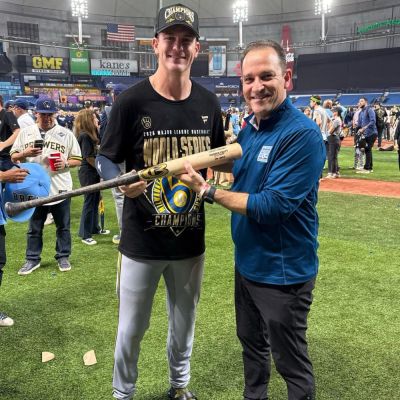 A Brewers rookie's World Series bat makes the Hall of Fame - ESPN