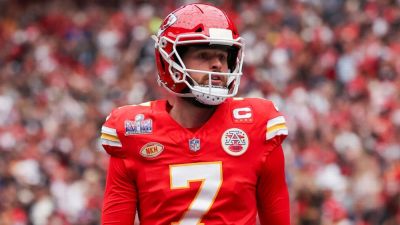 Toub - Butker still Chiefs' kicker despite Tucker signing - ESPN
