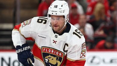 Panthers put Aleksander Barkov on long-term IR with leg injury - ESPN