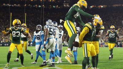 Packers' Josh Jacobs says TD celebration wasn't mocking arrest - ESPN