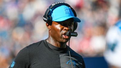 Panthers relieve Ejiro Evero of defensive coordinator duties - ESPN