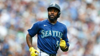 MLB free agency tracker: 2026-27 offseason trades, moves - ESPN