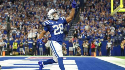 Sources - Colts willing to trade star RB Jonathan Taylor - ESPN