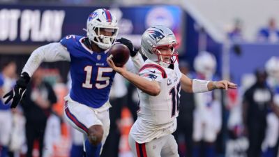Drake Maye rebounds as Patriots hand Bills first defeat - ESPN