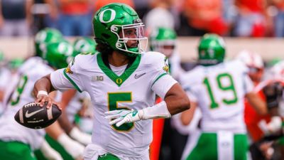 Dante Moore - Dan Lanning - Dante Moore back at Ducks practice, status vs. Bruins TBD - ESPN - espn.com - state Oregon - Los Angeles - state Nebraska