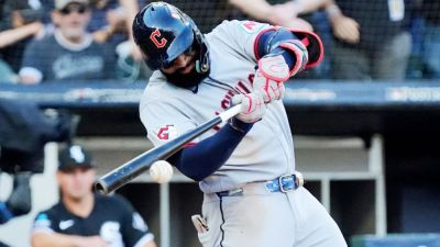 Guardians break out bats with season on line in Game 3 victory - ESPN - espn.com - Los Angeles - county White - county Travis - county Hudson - county Bryan