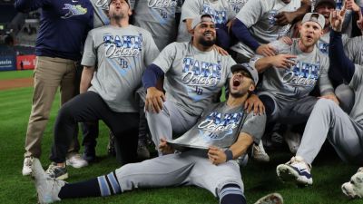 Rays complete sweep of Yankees to advance to ALCS - ESPN