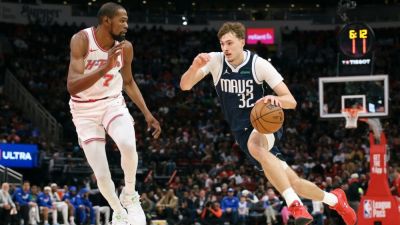 Kidd: 'Terrible' officials missed foul calls vs. Cooper Flagg - ESPN