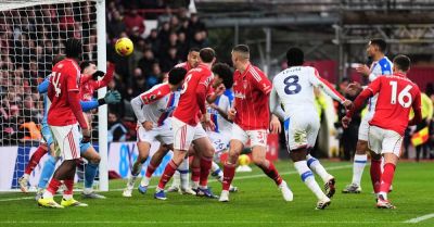 Nottingham Forest hold out after Neco Williams handball to deny Crystal Palace