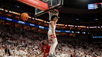 Mikel Brown Jr. drains 10 3s, 45 points as Louisville rolls - ESPN - espn.com