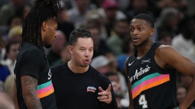 Aaron Fox - Scottie Barnes - Stephen Curry - Brandon Ingram - Mitch Johnson says 2-seed Spurs should've had more All-Stars - ESPN - espn.com - Los Angeles