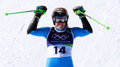 Federica Brignone wins Olympic giant slalom; Mikaela Shiffrin 11th - ESPN