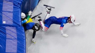 American speedskater crashes into opponents during Winter Olympics heat - foxnews.com - Ukraine - Netherlands - Italy - Usa - Uzbekistan