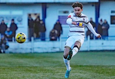 Thomas Reeves - Steve King - Rory Smith - Deal Town manager Steve King on Jack Penny’s end product as he leads way in comeback 3-2 Isthmian South East win at Margate; Home matches against Herne Bay and Hastings United next for Hoops - kentonline.co.uk - county Park - county Bay