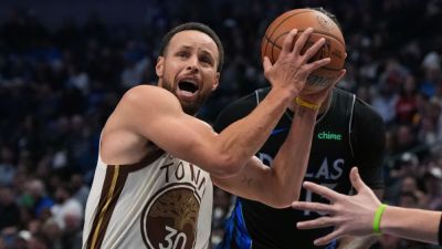 MRI on Stephen Curry's knee comes back clean, sources say - ESPN