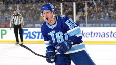 Lightning stun Bruins with historic four-goal comeback - ESPN