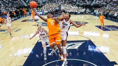 UConn remains unanimous No. 1 in AP women's basketball poll - ESPN