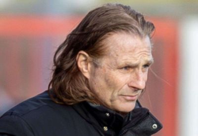 Gareth Ainsworth - Luke Cawdell - Medway Sport - Gillingham boss Gareth Ainsworth says play-off picture can change but admits season at risk of becoming stagnant if they keep dropping points - kentonline.co.uk - county Chesterfield