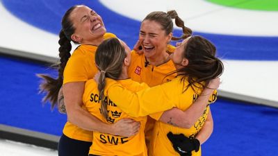 Top-ranked Canada, U.S. fall in women's Olympic curling semis - ESPN